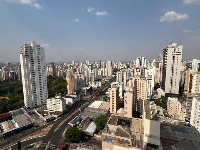 Apartamento para Venda em Goiânia - 3